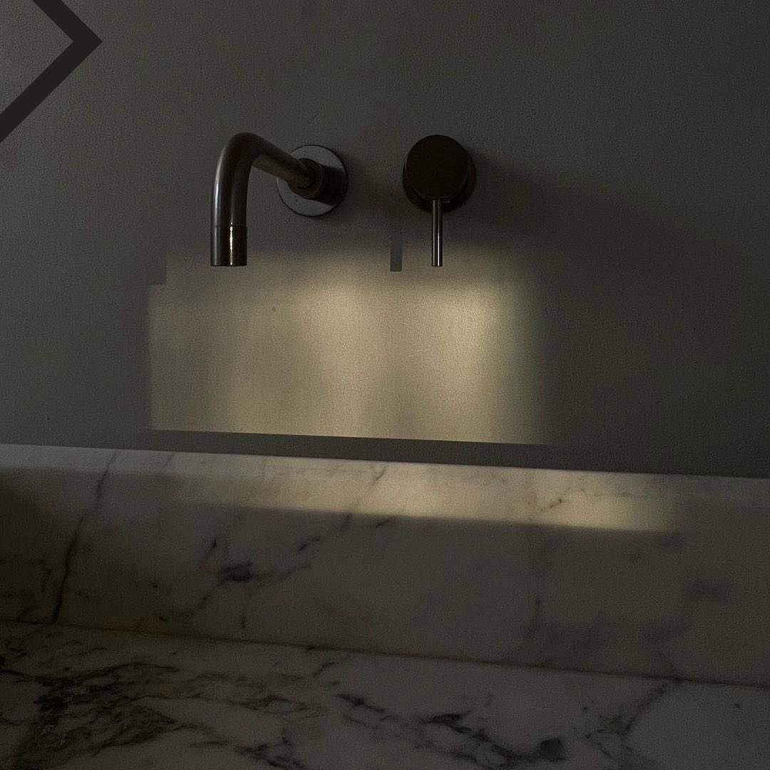 With its timeless design, Volare is the perfect addition to any design. A refined minimalistic structure lends a sleek simplicity to any bathroom.

Featured collection: Volare wallmount faucet