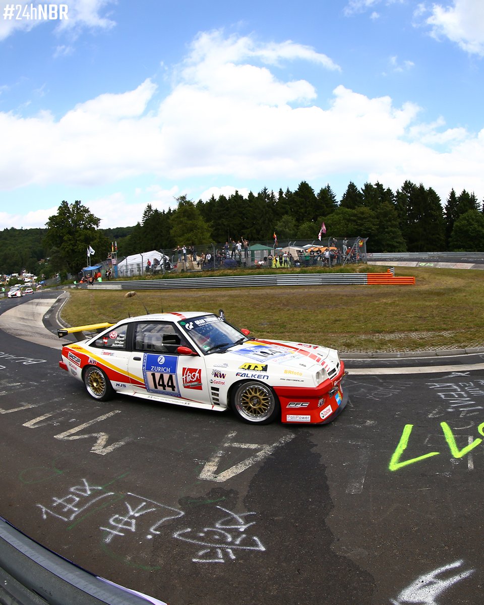 24hNBR's tweet photo. The legend 👑 🟥⬜️ #24hNBR https://t.co/LpeFdMqvhK