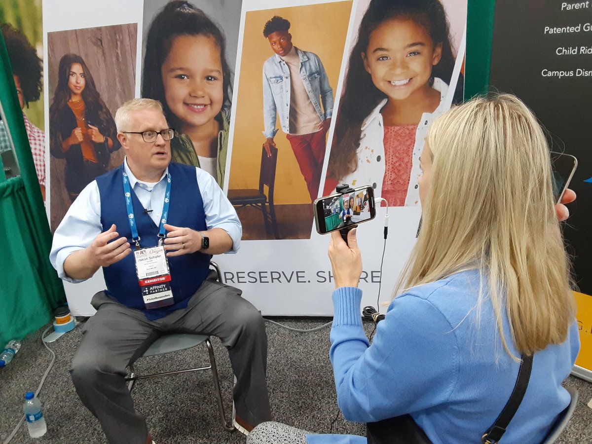 Nathan Pierce (Lifetouch) tweet media