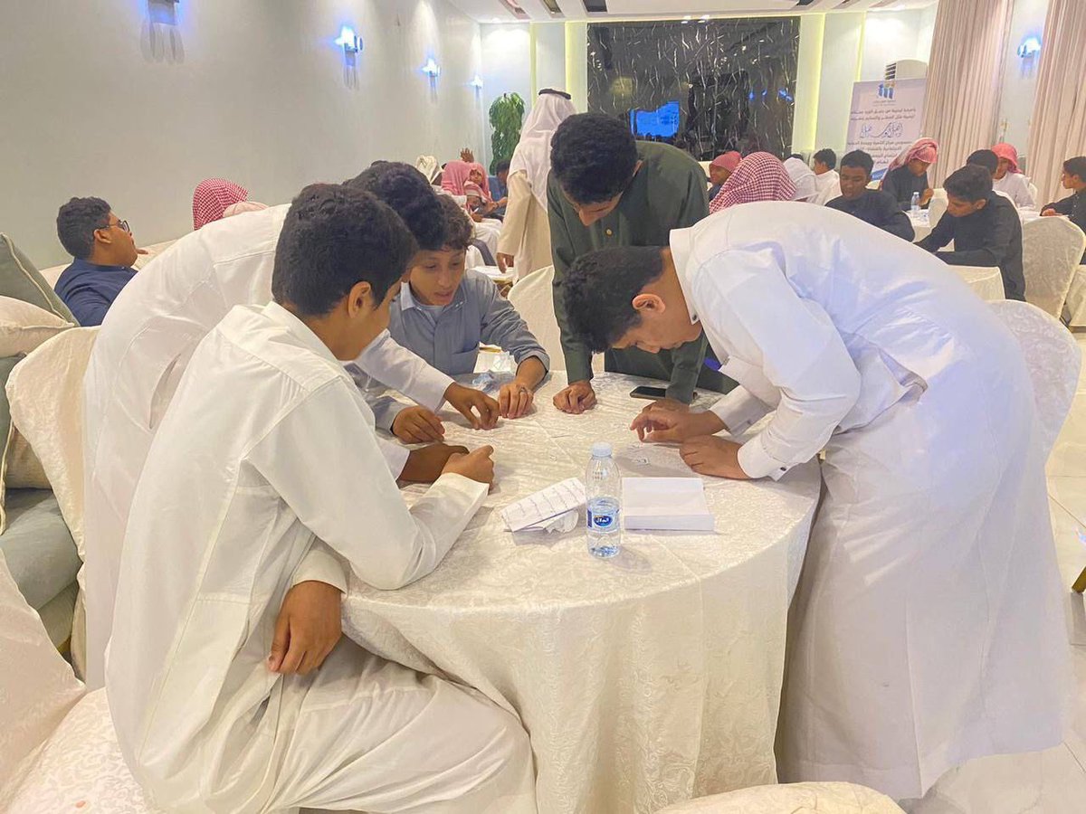 shababhali's tweet photo. لقاءات إثرائية، برامج مهارية، فعاليات ترفيهية 
وغيرها الكثير 🤩🎨🧩

             في #مفاز٢ 
#وقف_سعد_بن_عبدالله_الموسى 

نصنعُ جيلاً واعداً وقادةً للمستقبل✨

#الشباب_ثروتنا 🎯
#جمعية_الشباب_بحلي https://t.co/HrEJJ8VNOa