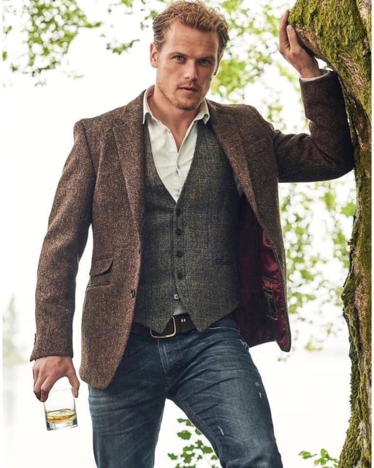 mrsmorgeson's tweet photo. @NoixdeCoco75 @SamHeughan I mean…😍🤤🤤🤤🤤🤤 https://t.co/RPazvJyz1Y