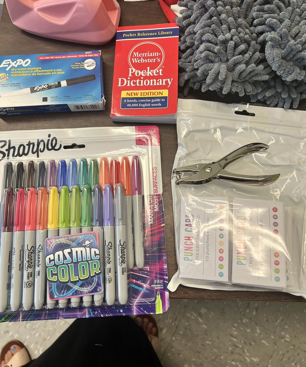 I received more of our class Amazon wish list items and am so grateful! Thank you to everyone for the help this year so far❤️