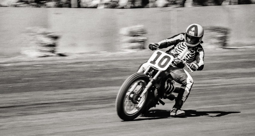 RoadDirtTV's tweet photo. Aldana claimed 4 AMA Nationals during his pro racing years, as well as multiple international races, and was inducted into the AMA Motorcycle Hall of Fame in 1999.

Read more 👉 https://t.co/WRUvNfLnEw

#Ridelife #Roaddirt #AMAProRacing #AMARoadRacing #LegendaryBikes https://t.co/721m44jqIy