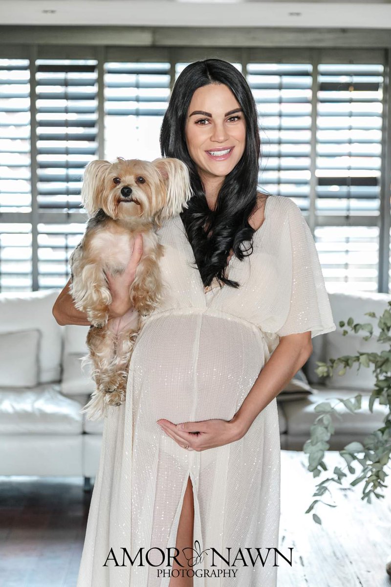 Breaking News update!
This aging fossil &amp; his amazing wife are even more excited about becoming Ouma / Oupa.
Losing Ma this week but knowing this God's gift arrival awaits affirms the #circleoflife 🙏
Baby Fagan...you still have no idea of the love that's waiting! ❤️📷 Amor Nawn