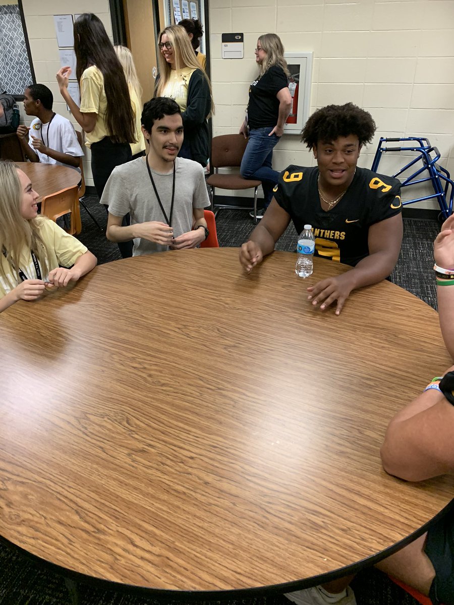 Klein Oak High School Football tweet media