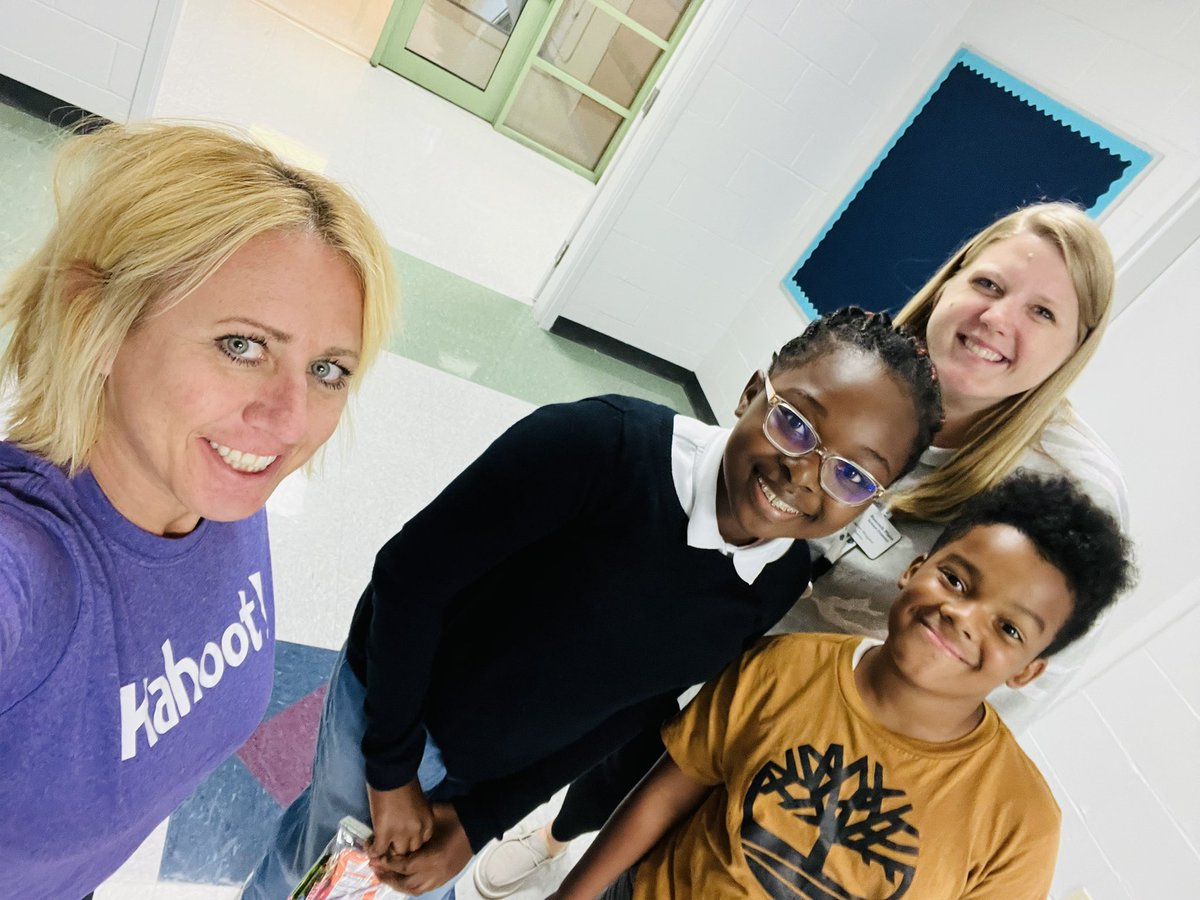 Tracey Bidlack tweet media