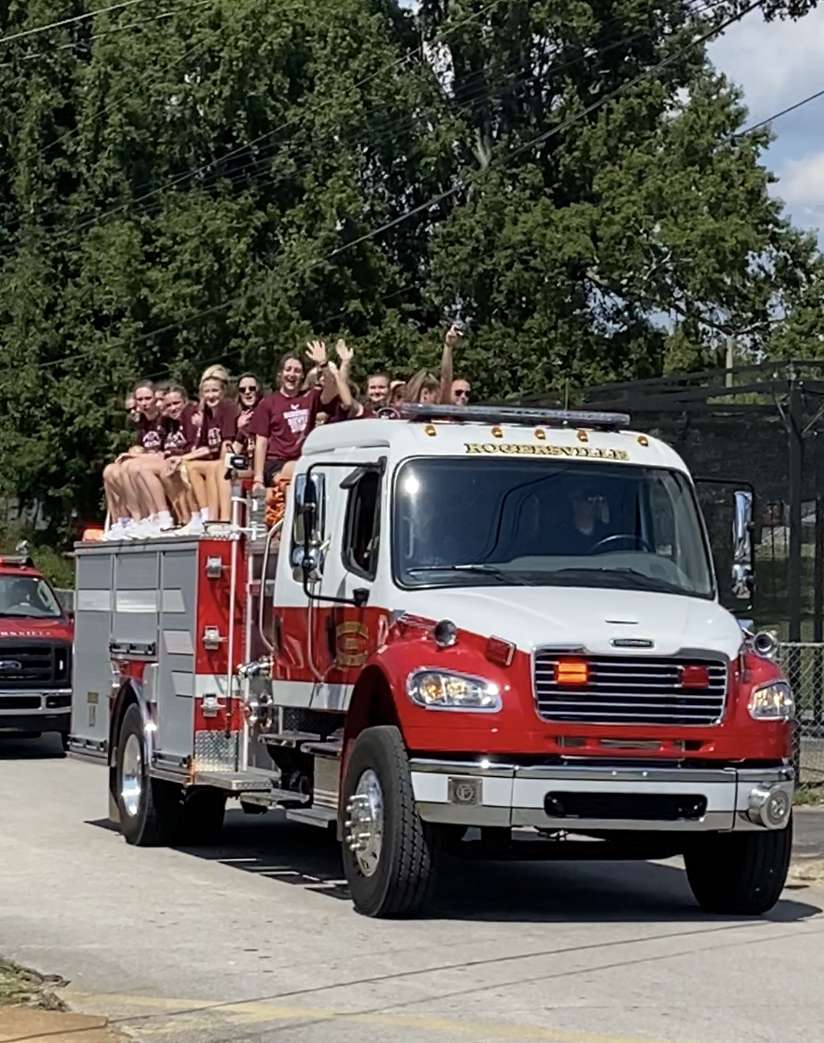 GirlsLauderdale's tweet photo. Thank you Rogersville Fire Department for allowing our Lady Tigers to ride in style! 
#GoTigers
#RFD
#TheRealLC 
@ELNewsAlabama https://t.co/uxBQ4v71qd