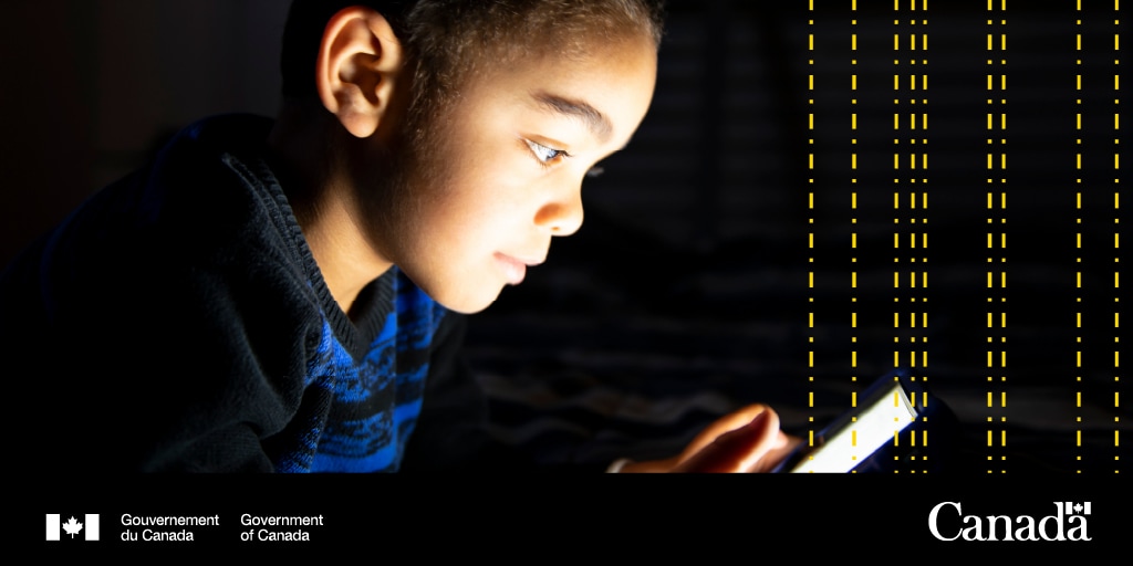 Aidez vos adolescents à se protéger en ligne grâce aux
Ressources de <a href="/securite_Canada/">Sécurité publique</a> :
bit.ly/3TqzjEP

#SécuritéEnLigne