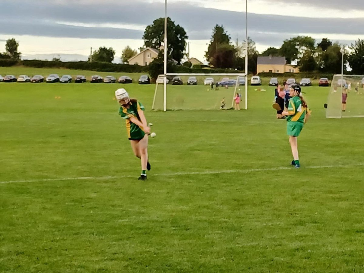 ahane-camogie-club-on-twitter-another-wonderful-evening-of-camogie