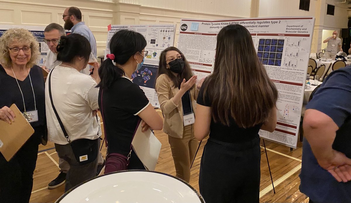 TynerlabUIC's tweet photo. #Tynerlab #UICBMG RETREAT https://t.co/mK2mRAyc7s