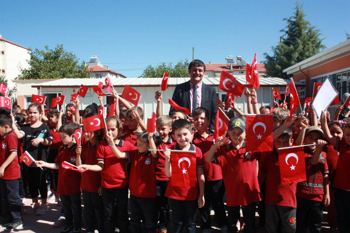 İlköğretim Haftası programımız... 
<a href="/kalekemalaraci/">Mehmet ve Kemal Aracı İO</a> 
<a href="/totak2066/">Nurettin TIKIM</a> 
<a href="/MerveMertMelih/">Merve Tekin</a> 
<a href="/DenizlideO/">DenizlideBirÖğretmen</a> 
<a href="/kalemem20/">Kale İlçe Milli Eğitim Müdürlüğü</a> 
@