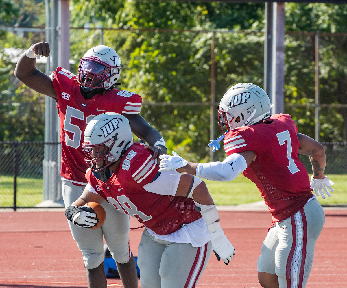 IUPedu's tweet photo. 9 days until Hawks kickoff...but who’s counting?! 🏈 Tag a friend and let them know you will see them there! #LifeatIUP https://t.co/na124ovMKR