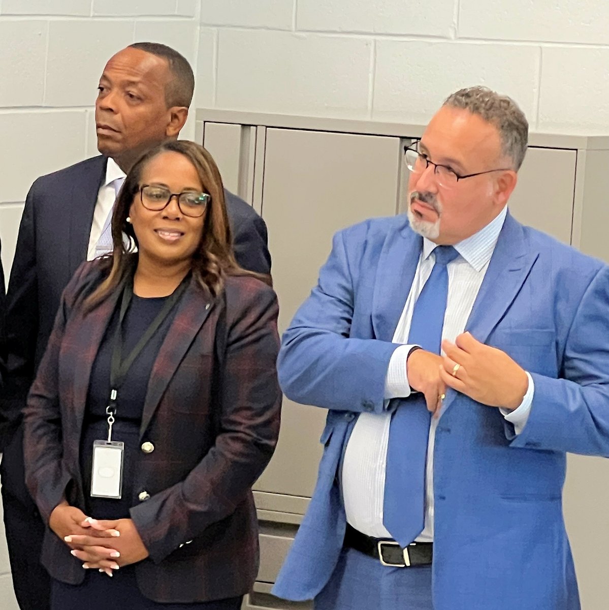 U.S. Secretary of Education Miguel Cardona Checks In On Camden High School

tapinto.net/towns/camden/s…