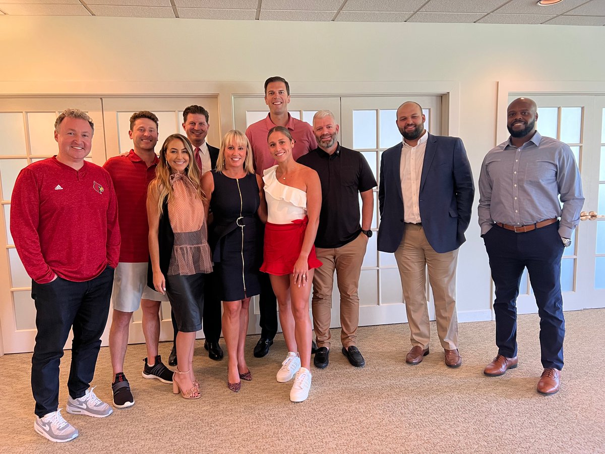 First board meeting ✅
Beat FSU 🔜

Lots of exciting things coming for 502Circle, stay tuned!