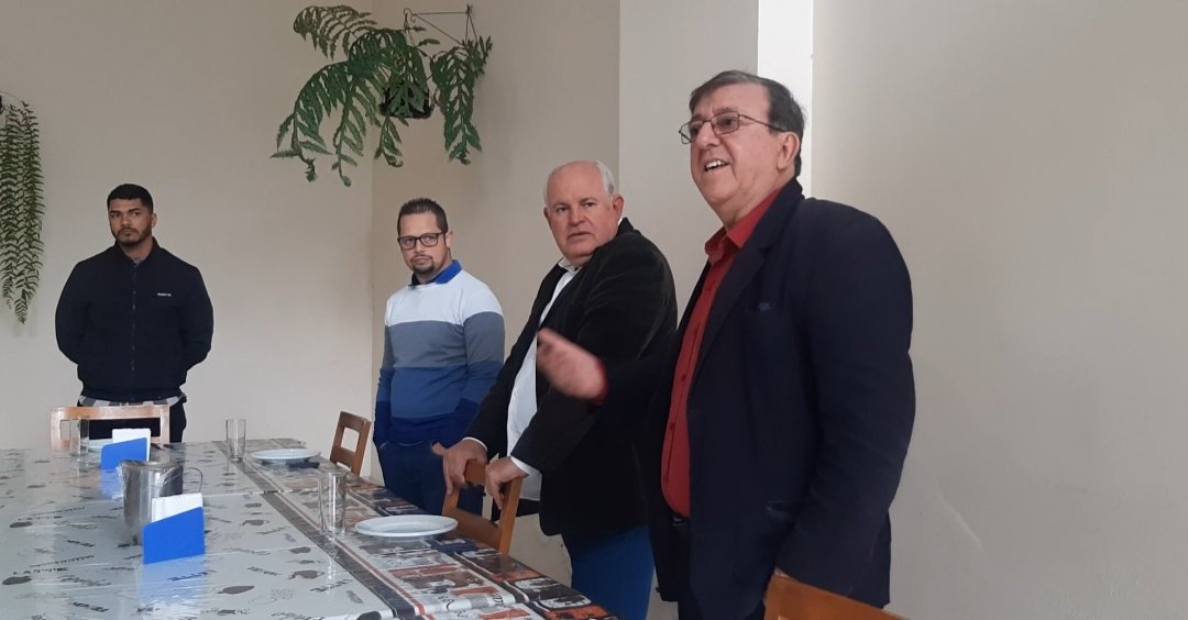 Coimbrajrc's tweet photo. Hoje representando o Candidato à Deputado Estadual Fábio Faria de Sá no Seminário São José em São Miguel Paulista com o Padre Heitor Silvio Pereira de Castro e Silvio Rocha, Presidente Municipal do Podemos, representando a Deputada Federal Renata Abreu
#fabiofariadesa #fariadesa https://t.co/vbYvFgIhdr