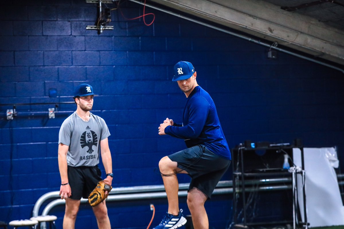 RiceBaseball's tweet photo. Back in the lab

#GoOwls👐 https://t.co/IGG0lIVGF5