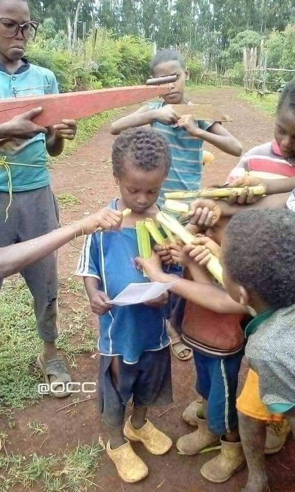 Quant est coupable on pense que tout le monde est suspect..  
Une personne sans parole ne vaut plus qu’une bête..