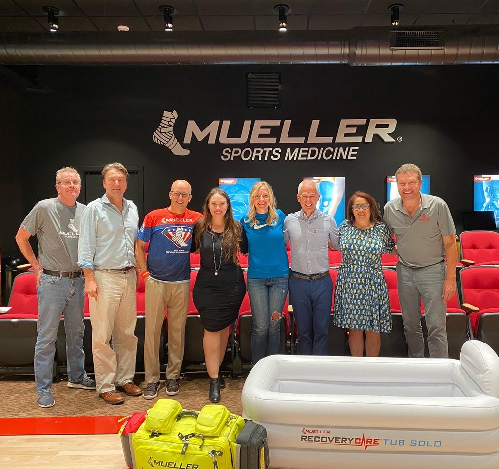K_S_Institute's tweet image. This week, Mueller hosted Dr. @CasaDouglas &amp;amp; Dr. @CM_Eason to provide an overview on KSI and give an update on our innovATe partnership! Thanks to @MuellerSportMed for supporting the innovATe ATs and their communities! Together, we #strive2protect
