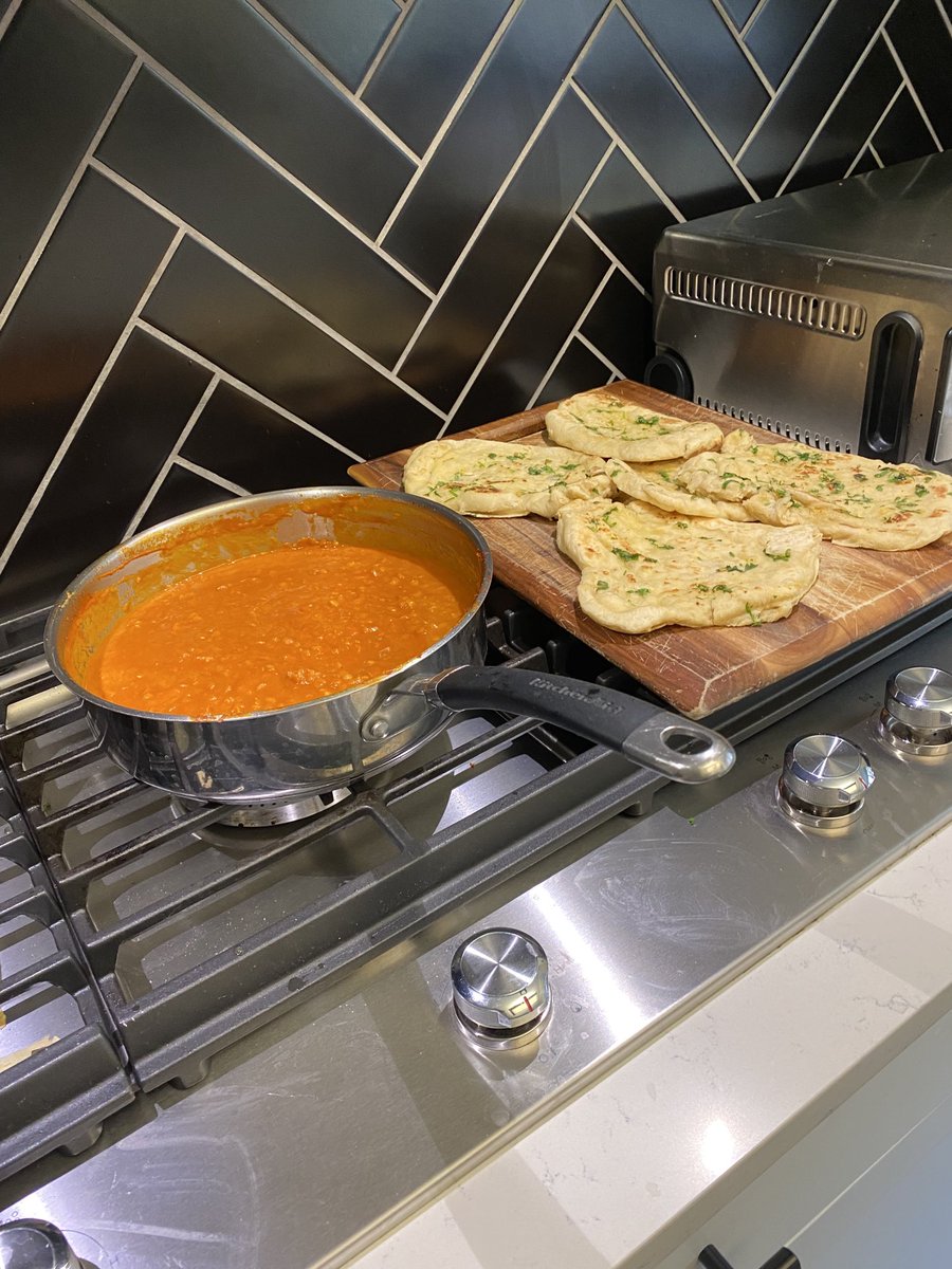⁦<a href="/minimalistbaker/">MINIMALIST BAKER</a>⁩ We are eating good tonight! #vegan naan and spicy red lentil curry. I might have sampled some. So yummy!!