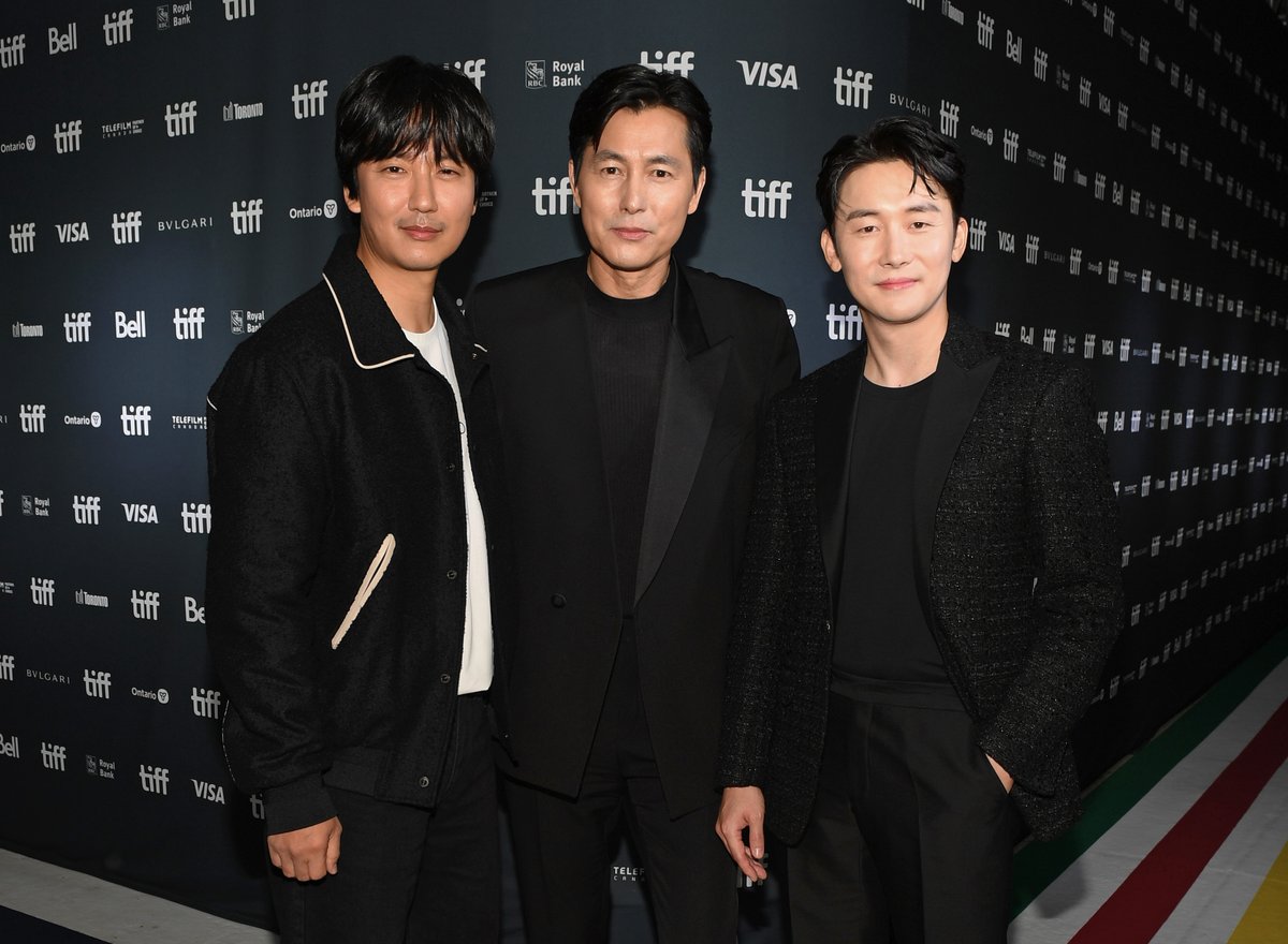 TIFF_Industry's tweet image. Kim Jun-han, Jung Woo-sung, and Kim Nam-gil at the World Premiere of A MAN OF REASON. #TIFF22

📸: Getty/Sonia Recchia