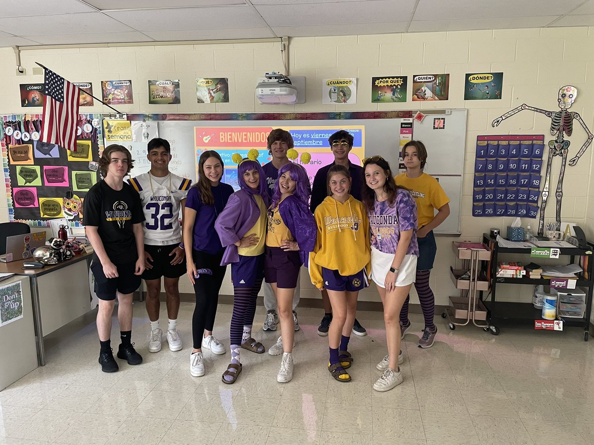 srta_arend's tweet photo. Happy Hoco PD 6&amp;7 !@BulldogLife_WHS https://t.co/DGZAKi5dpJ