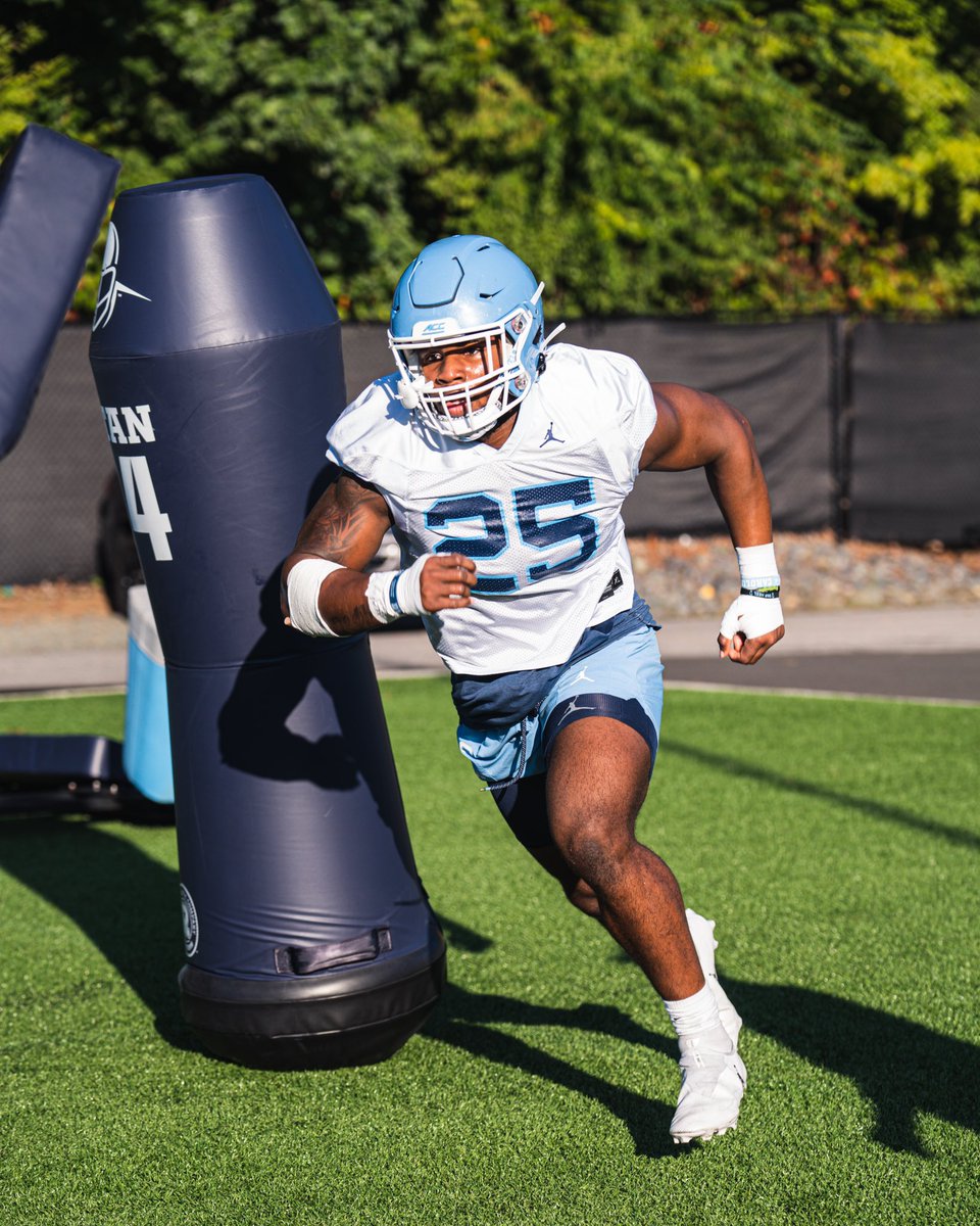 Carolina Football tweet media