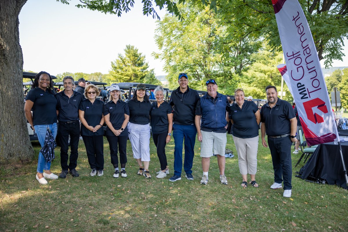 MIP_Hamilton's tweet photo. At the MIP 2022 golf tournament powered by title sponsor Multiplex, MIP announced it has raised $15,000 to support underrepresented youth in STEM through @Mathstronauts https://t.co/KZSXJyyaun Our sponsors @cbreCanada @Unvrsl_Cleaners @WaltersGroupInc @CCXIT @McMasterU @AonCanada https://t.co/tgkIvmbXSv