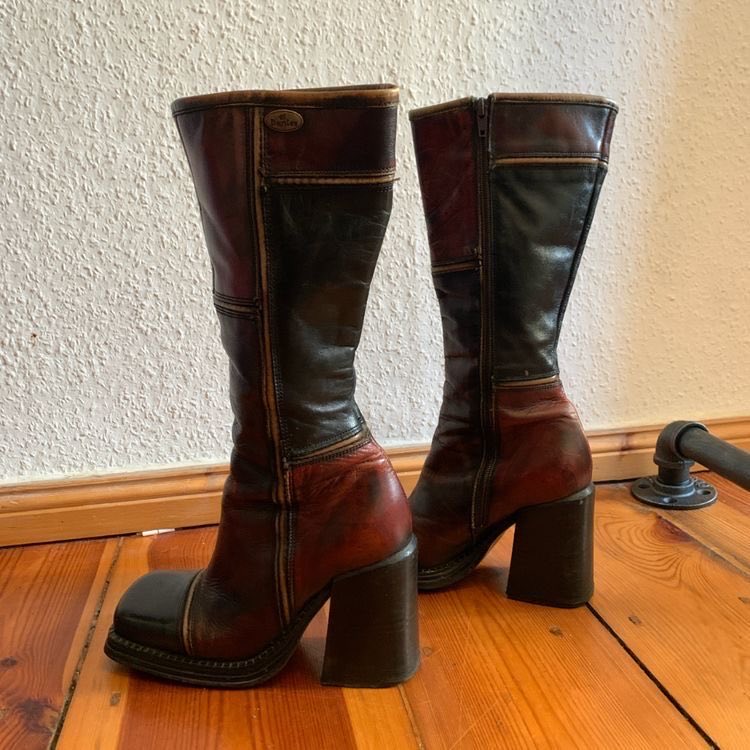 Love love love a bit of patchwork leather