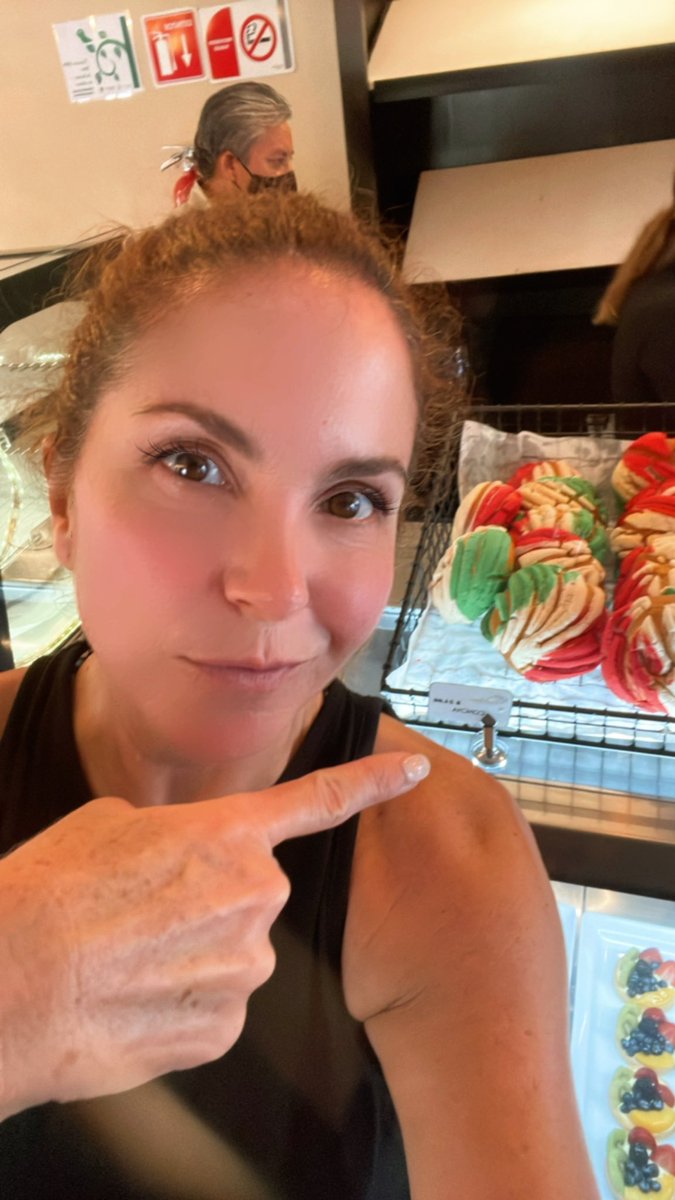LuceroMexico's tweet photo. #VivaMexico 🇲🇽😍 https://t.co/jsZtbgDK4O