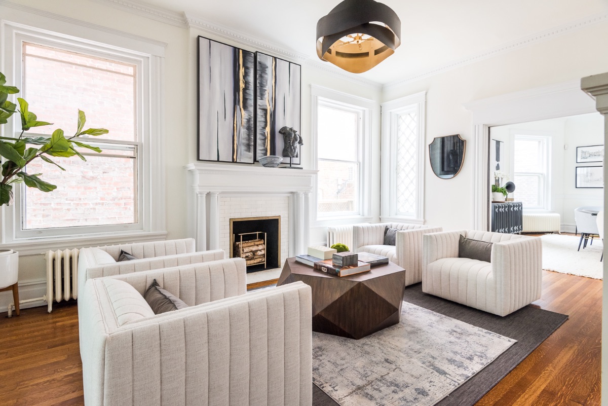 SmallRealEstate's tweet photo. ACTIVE LISTINGS + OPEN HOUSE INFO 🏡 - https://t.co/whIr4N8MhG https://t.co/wbWHoooMel