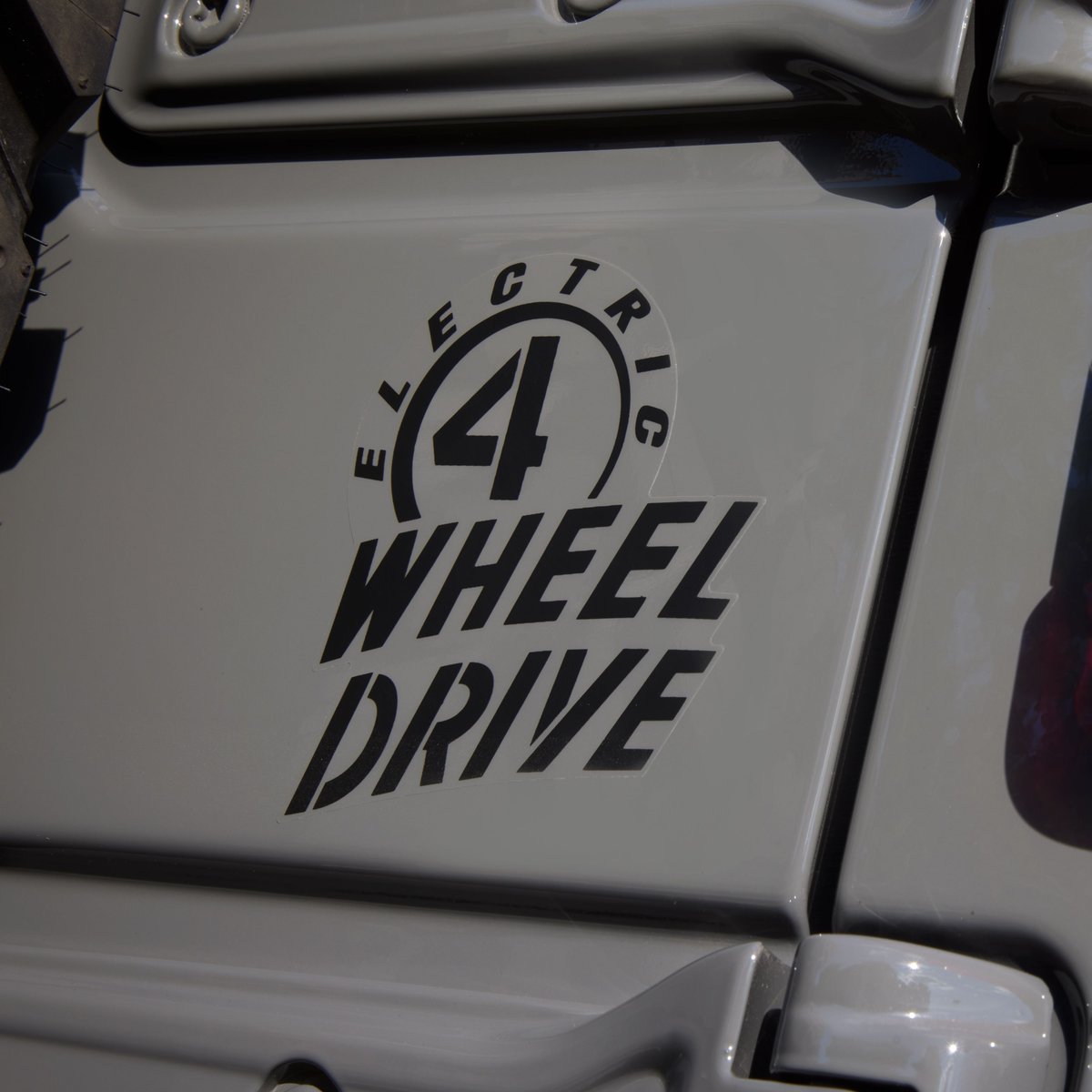 JeepCanada's tweet photo. We’re amped to debut the 2023 Jeep® Wrangler Willys 4xe and the Jeep® Grand Cherokee 4xe 30th anniversary edition!⚡ Visit https://t.co/cwFQ9reXo2 to learn more

Preproduction model shown. Available late 2022. https://t.co/Gcesp6Q0T0