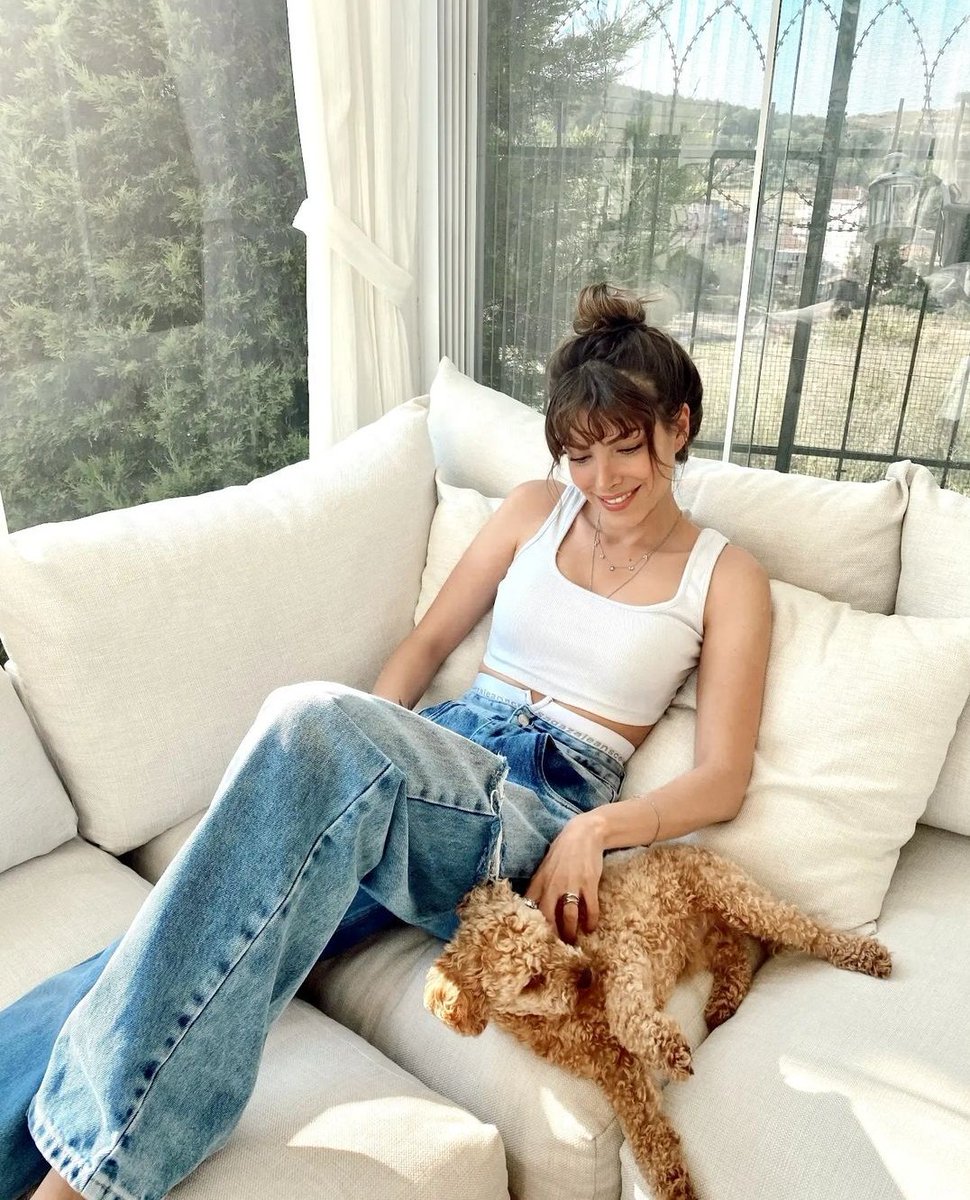 İZABELYA SENİNLE MEZARA BEN ÖLENEGADA SENLE BEENN...
#DenizBaysal