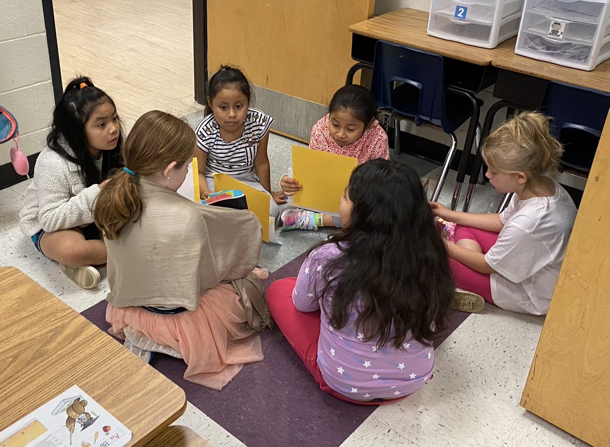 pennygjackson's tweet photo. Ms. Rockey’s class shared their ‘Out of This World’ narratives with Mrs. Dixon’s class. We are so proud of our authors! @Beth_Coryell @Thomas_partyof5 @mgrant_2000 @MRegan0123 @JanetMarotte777 @joyedixon3 @rockeys_reef https://t.co/Xz7jh3fNX9