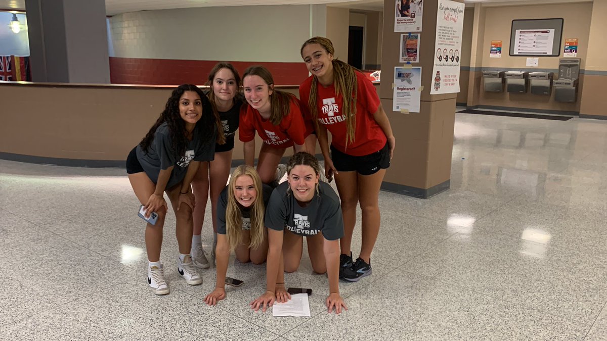 the_lizzeddie's tweet photo. @TTVball https://t.co/gW3Io4Hlqt