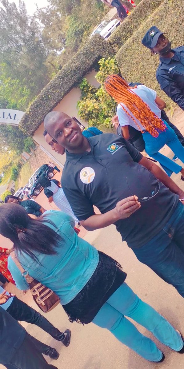 kbakary's tweet photo. Visite au Mémorial du Génocide Rwandais de #Kigali.
Cette visite est organisée dans le cadre du Prix Africain de Développement #PADEV qui se tient cette année au #Rwanda
@isocml @GagnyTraoree @zoulegenie @KTechnoCenter @MamounaNDao7 @Bekaye223 https://t.co/fnSmlf6B2e