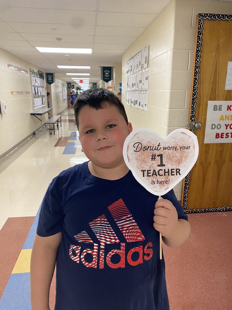 It's the little things that add up to the big things. Love these random acts of kindness happening in the hallways of <a href="/CBButlerElem/">Butler Elementary</a>