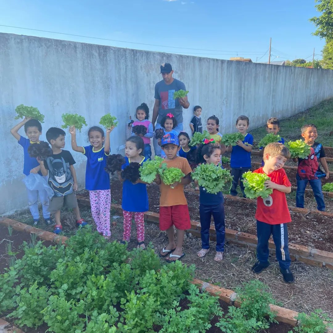 djdavid_'s tweet photo. Cosechando Lechugas🥬🥬🥬🥬🥬 https://t.co/lVwqBicdS0