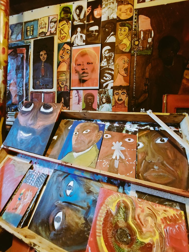 MIOCAPPELLO's tweet photo. Petite parcelle de ma salle du temps où s'entremêlent souvenirs et sentiments...
©️MIOCAPPELLO
#peinture #photographie #figurationnarrative #figurationlibre #artiste #artistecongolais #artcontemporain #miocappello #France #rouen https://t.co/3yowg6W6LP