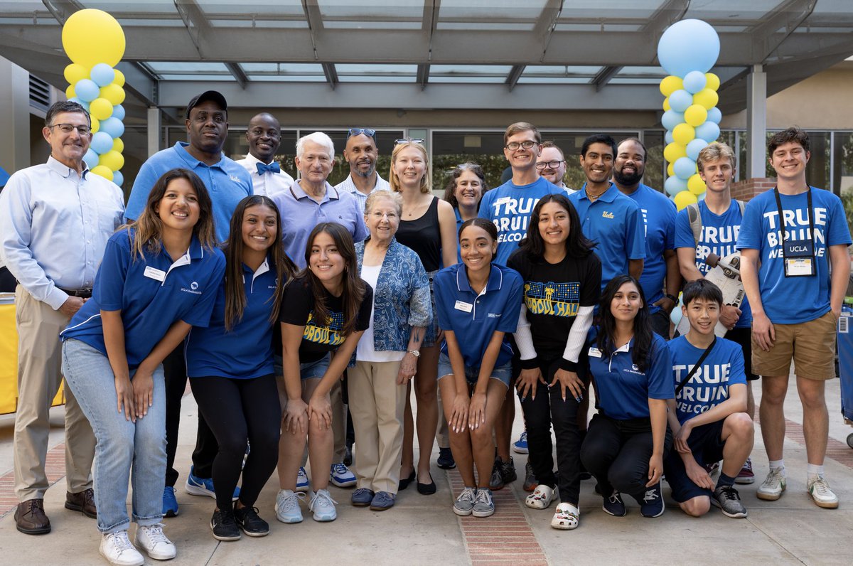 Everyone is excited on #UCLA move-in day!