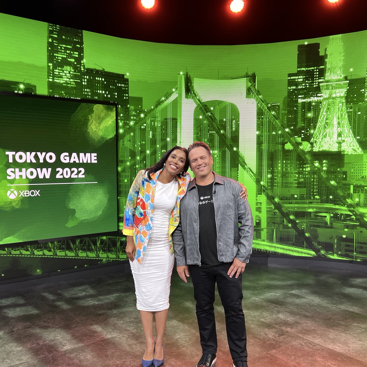 BondSarah_Bond's tweet photo. Behind the scenes with @XBoxP3 recording our TGS Xbox Stream!  https://t.co/7vroXA3XMj https://t.co/B2eks7mLIu