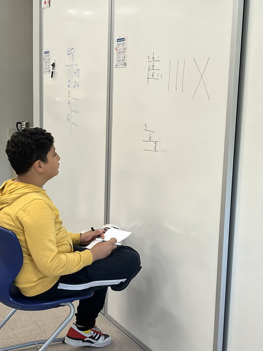 Holly Nick tweet media