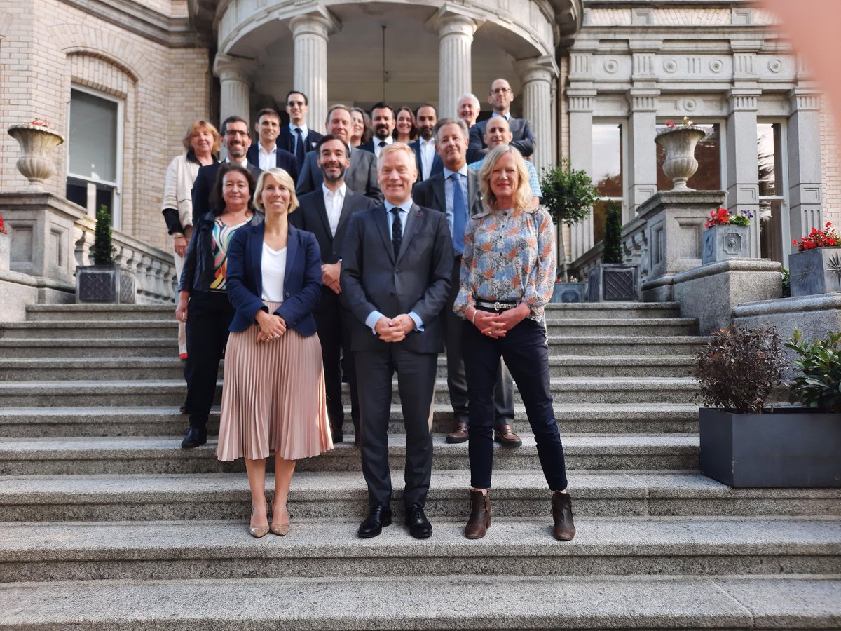 Heureux d'accueillir le comité Irlande des Conseillers du commerce extérieur de la France pour cette réunion de "rentrée". Beau dynamisme er beaux projets à l'image de la relation feanco-irlandaise ! 🇨🇵🇪🇺🇮🇪