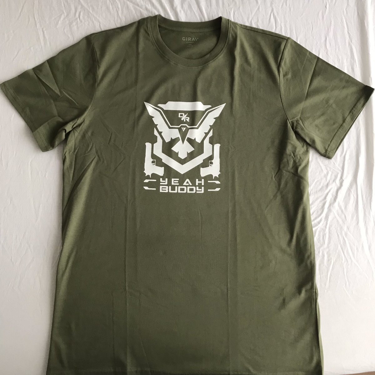 SakkeeSander's tweet photo. @DemolitionRanch Hey Matt, i’m in Kerrville till the 29th of this month and want to hand over this selfmade shirt 1off shirt, let me know when to meet up if you got the time. https://t.co/twZFlyyOa1