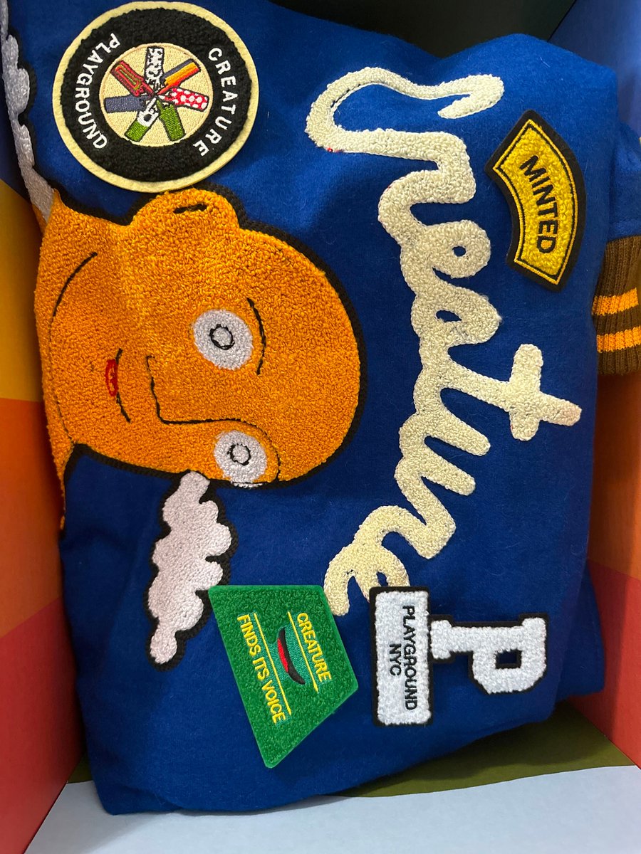 Who else got their <a href="/creatureworld/">Creature World</a> jackets??? Thank you so much <a href="/dannycoleee/">danny cole</a> , its so sick I can't wear to wear it this fall.