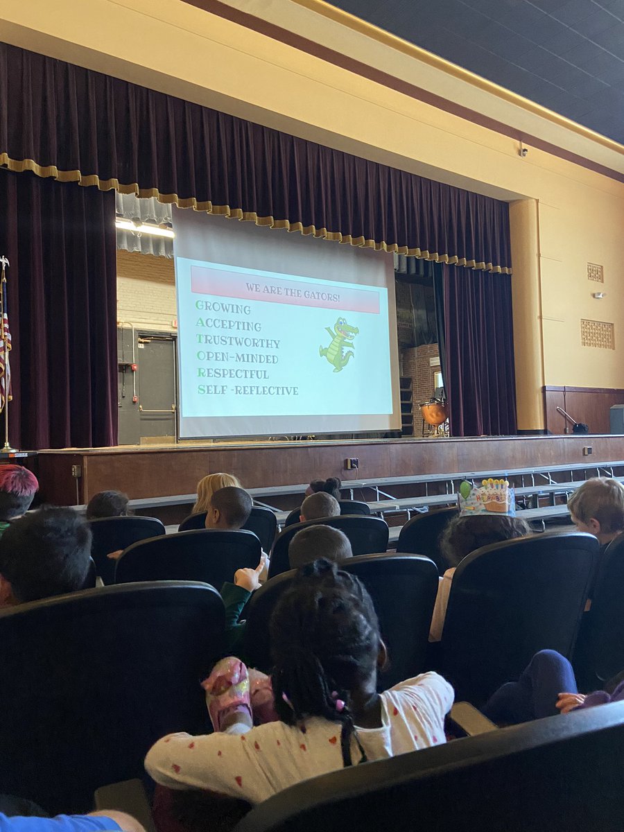 MrsCorriganACSD's tweet photo. Starting off the school year with an A-May-zing GATORS school wide assembly! Kindergarten loved singing at their first assembly!! 🐊 https://t.co/YzGWY1Ymvc
