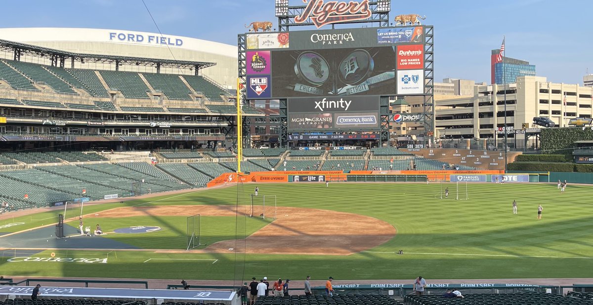 Bally Sports Detroit on Twitter "RT JohnKeatingBSD Arriving for work