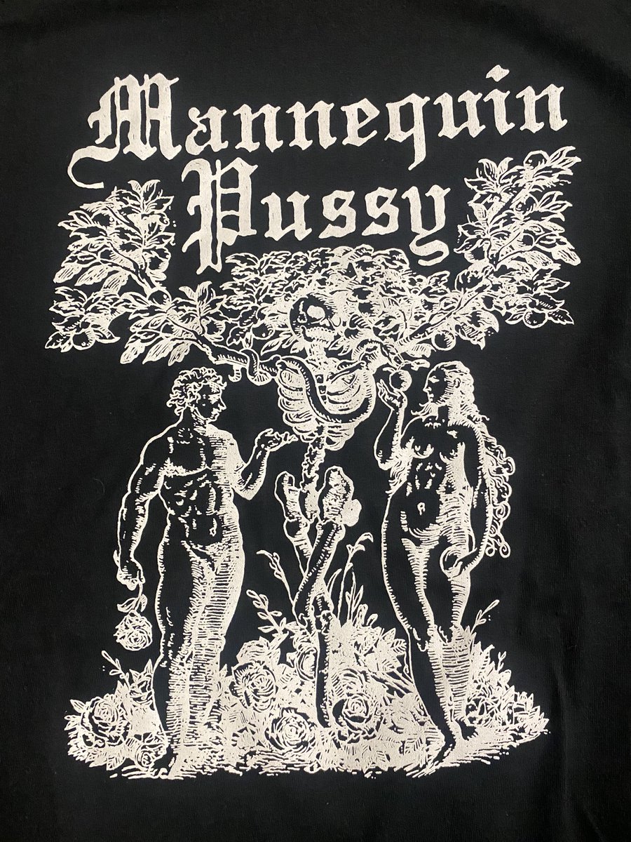 ModestMerch's tweet image. I don’t use this much! But thanks to Twitter, i printed some stuff up for @mannequinpussy today for @RiotFest  . So that’s pretty cool!