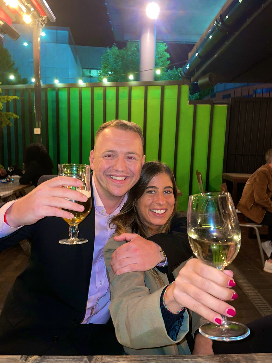 Lovely time with the U2G3 team after work🥂🙌🏼 Big things coming from Cabot! Excited for the future 🌟⚡️