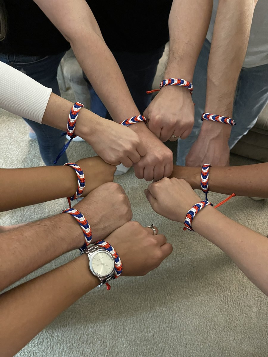 juandiegogv83's tweet photo. Celebrating our Independence Day with these great people. Thank you @ParticipateLrng from bringing more ticos to Virginia. 🇨🇷@magaly_sq #unitingourworld #vivacostarica https://t.co/tmcz6j1xwB