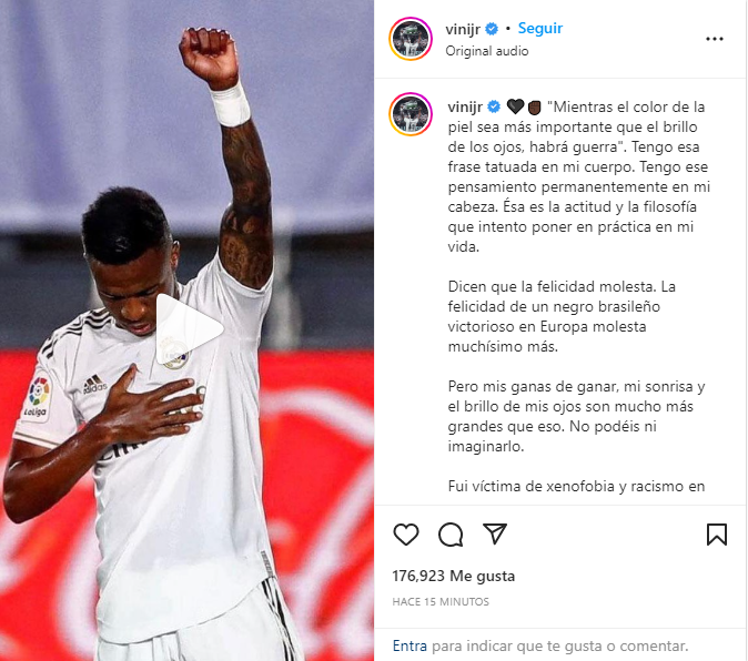 ellarguero's tweet photo. 📸✊ La publicación de @vinijr en su Instagram

"Dicen que la felicidad molesta. La felicidad de un negro brasileño victorioso en Europa molesta muchísimo más" https://t.co/GJsFFDcHbd